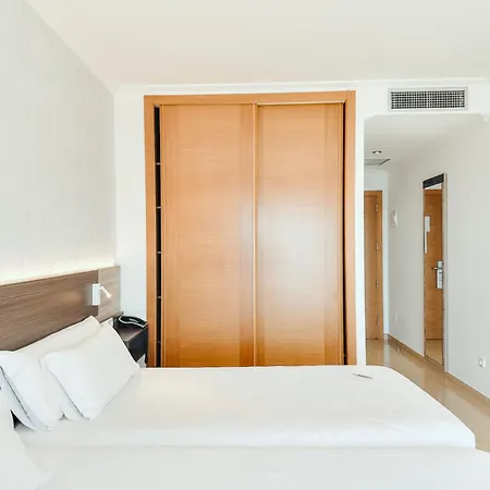 Mardevela فندق 2*